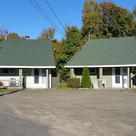 Les Chalets Bo-So-Met Villa Beaupré Exterior foto